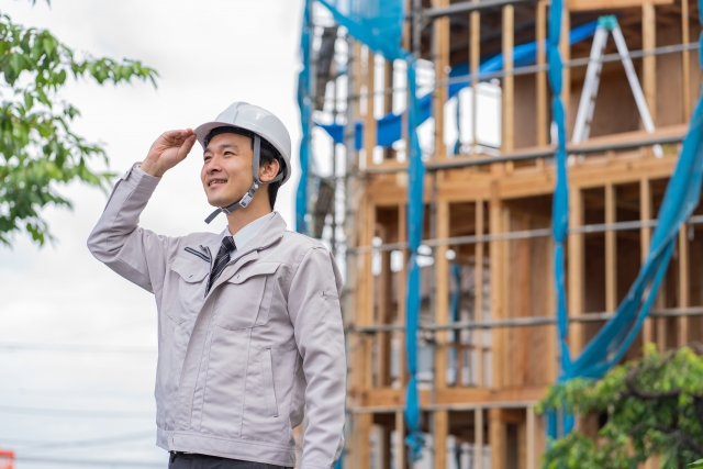 働き方改革　休暇　残業　改善